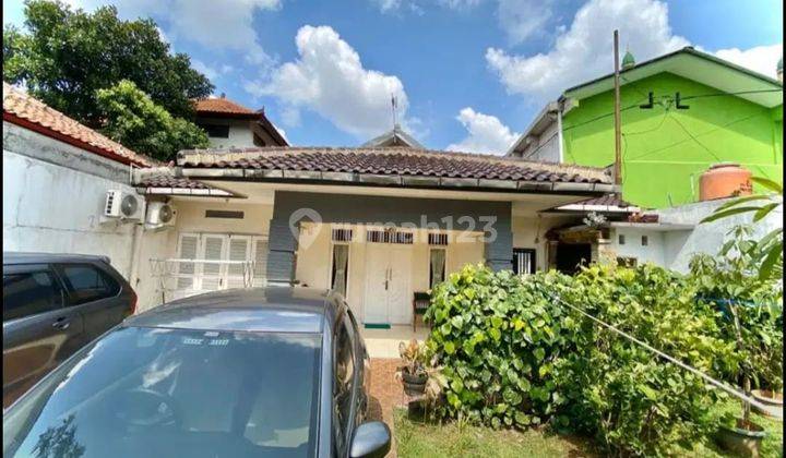 Rumah Bagus SHM di Lenteng Agung, Jakarta Selatan 1