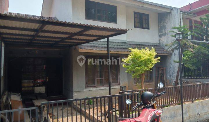 Rumah 2 Lantai Bagus SHM di Perumahan Dukuh Zamrud, Bekasi 1