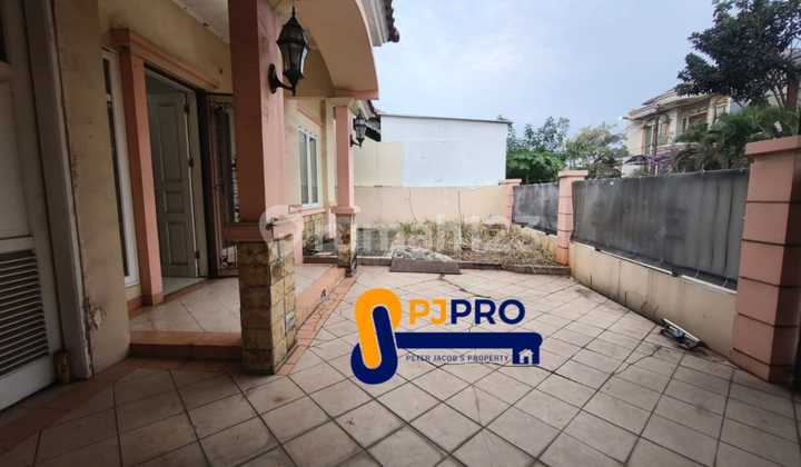 1-Story House with SHM, Ready to Occupy on Harapan Indah Boulevard, Bekasi