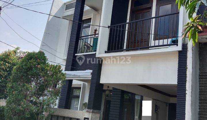 Rumah 2 Lantai Bagus Sertifikat Hak Milik di Grand Galaxy City, Bekasi 1