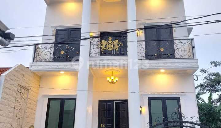 Rumah & 10 Pintu Kontrakan Bagus SHM Pondok Gede, Bekasi