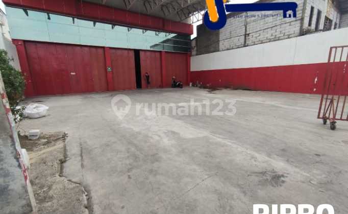 Gudang ex Showroom Bagus 1500 m2 SHM Sultan Agung, Bekasi 1