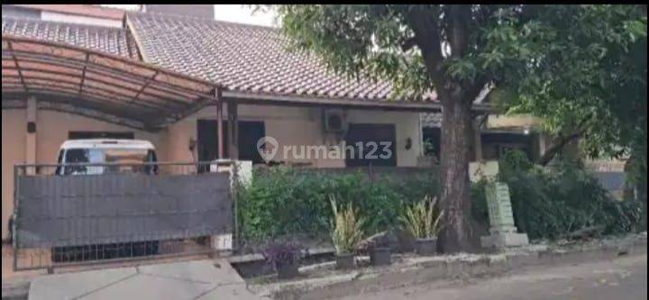 Rumah Bagus SHM di Komplek Cikunir, Bekasi 1