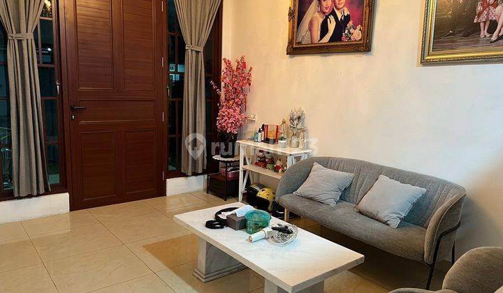 Rumah 2 Lantai Bagus Semi Furnished Sertifikat Hak Milik di Kelapa Gading, Jakarta Utara 2