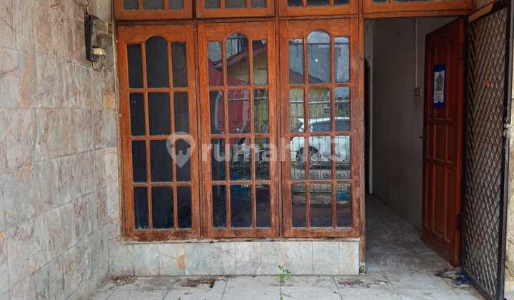 Nice House SHM Taman Harapan Baru, Bekasi Nice House SHM Taman Harapan Baru, Bekasi