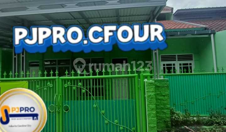 2-Storey House with SHM, Flood-Free, Ready to Occupy on Alamand Street, Harapan Indah, Bekasi 2-Storey House with SHM, Flood-Free, Ready to Occupy on Alamand Street, Harapan Indah, Bekasi