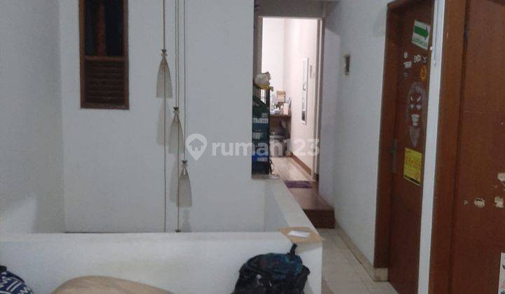 Rumah 2 Lantai Bagus SHM di Duta Bumi 1, Bekasi 2