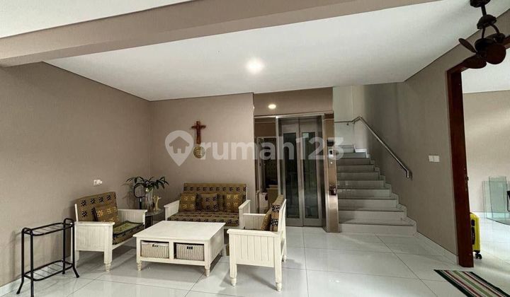 Rumah Gading Serpong Amalfi 4 Lantai Bagus Renov