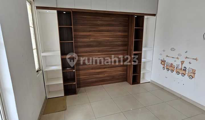 Nice and Tidy Green Lake City Hoek Cluster House 2