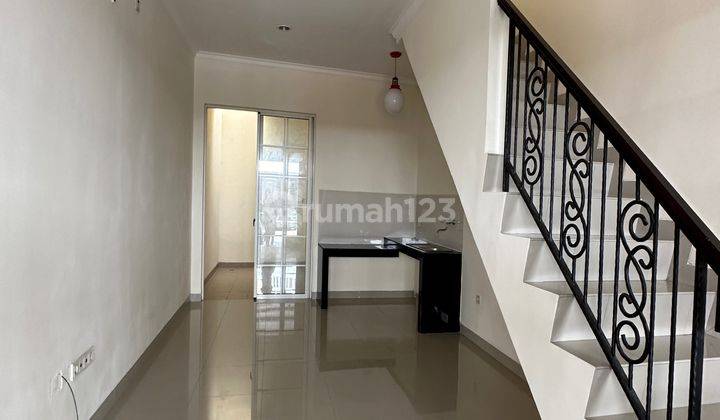 Rumah West Europe Greenlake City 4X15 Kosongan 1