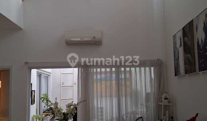 Riviera House At Puri Metland Hoek Phase 1