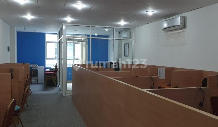 Ruko Business Park Meruya Kebon Jeruk Rapi 