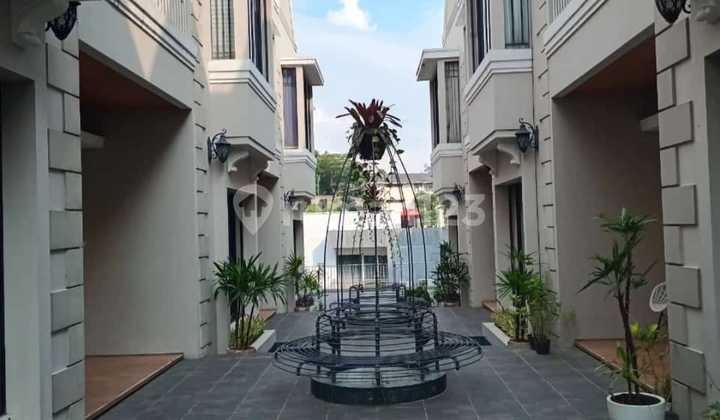 Rumah Baru Pasangan Millenial Di Setraduta Dekat Tol Pasteur Bandung  2