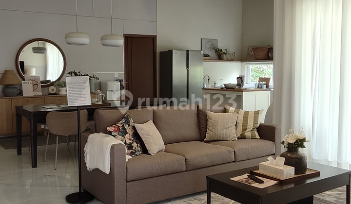 Rumah Cantik Skandinavian Full Furnish Kota Baru Parahyangan 