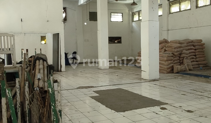 Ruang Usaha Strategis Jalan Pangarang Dalam Lengkong Bandung