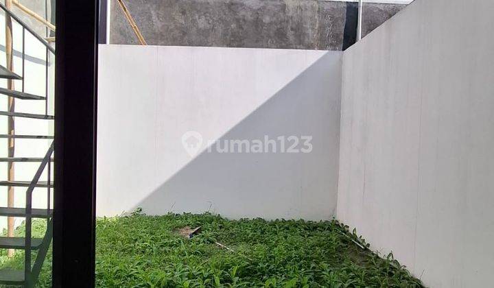 Jual Cepat Rumah Baru 2 Lantai Taman Kopo Indah V Bandung  2