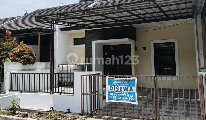 Ready-to-Occupy House in Taman Kopo Katapang, Near Soreang Toll Road.
