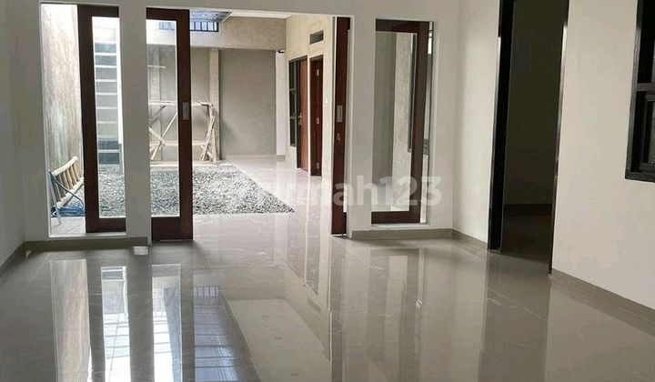 Rumah Full Renov Taman Kopo Katapang Dekat Tol Seroja