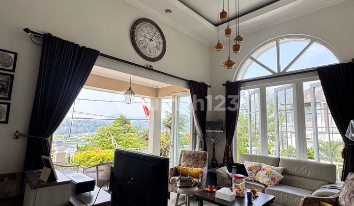 Rumah Villa Cantik Lokasi Cimahi Kota 