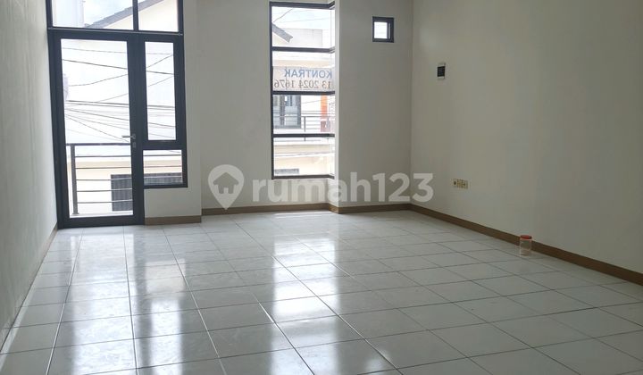 Ready-to-Use Ruko in Taman Kopo Katapang Near Soreang Toll Road