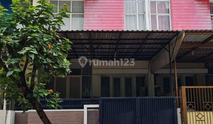  Dijual Rumah di Long Beach Pik 1