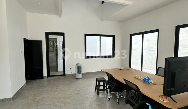 Rumah Brand New Bagus 3 Lantai di Serpong Villa Melati Mas 2