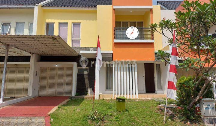 Nego Rumah Nyaman Renovasi Full, Pusat Kota,dekat Kemana2, Dan Baru, Semi Furnised Dg Taman Di Belakang Nan Asri Rumah Nyaman Hadap Selatan Di Residence One Full Renov 2 Lantai Dekat Kemana2 Shm Selatan 1