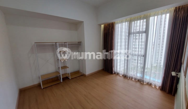 Apartment for Rent M Town Gading Serpong, 3BR, Semi Furnished 2