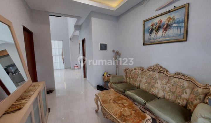 Rumah Indah Dengan Kebun Di Belakang Rumah Super Mewah Ekslusif Di Tengah Kota Dekat Kemana2 Walking Distance 2