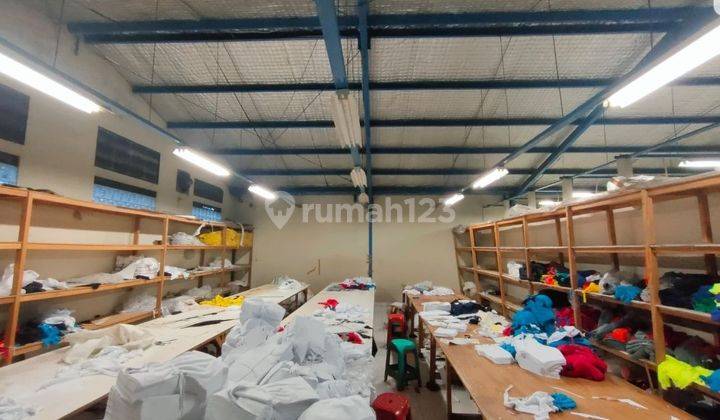 KANTOR DAN RUMAH PRODUKSI DI TAMAN HOLIS INDAH 2 2