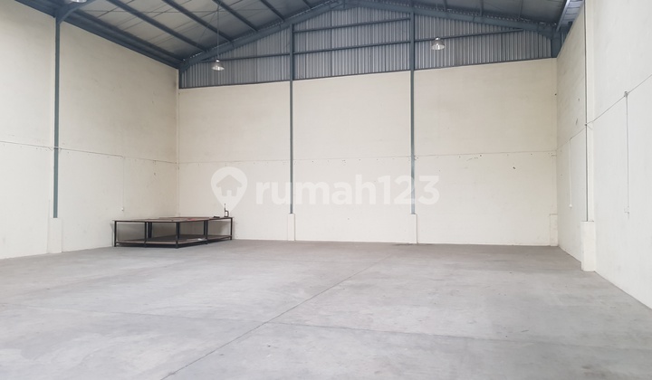 Ready-to-Use Warehouse Near Kopo Toll, South Bandung Ready-to-Use Warehouse Near Kopo Toll, South Bandung