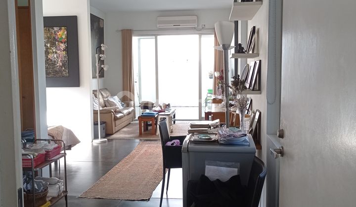 Rumah dan Cafe dengan Art Garden di Bandung Utara 2