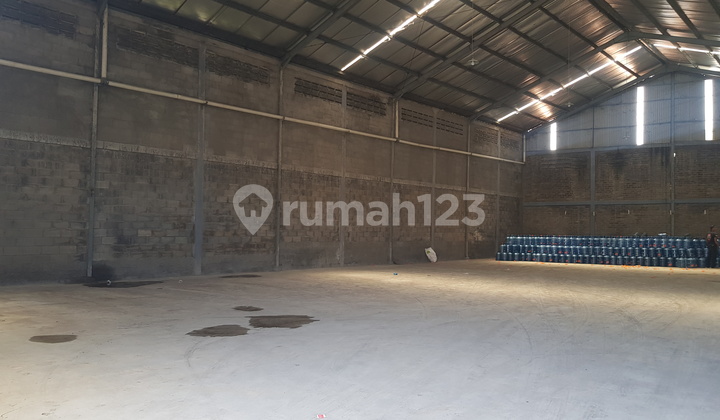 GUDANG SIAP PAKAI DI SADANG DEKAT KE TOL DEKAT KE JALAN HOLIS TKI