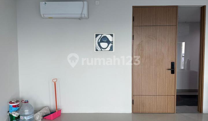 APARTEMENT HQUARTERS PERKANTORAN DI ASIA AFRIKA  2