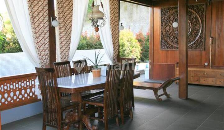 JARANG ADA RUMAH/VILLA KONSEP KAYU DIBANDUNG UTARA DEKAT TOL PASTEUR COCOK UNTUK SLOW LIVING