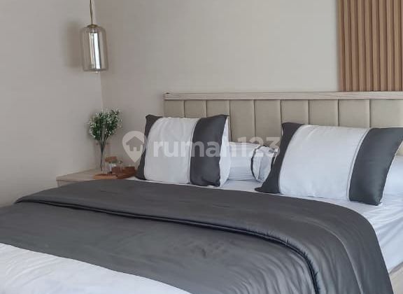 RUMAH SIAP HUNI 3 LANTAI DI SETRADUTA BANDUNG UTARA 2