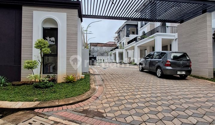 Rumah Mewah Dekat Gor Jati Dri Semarang Kota 2
