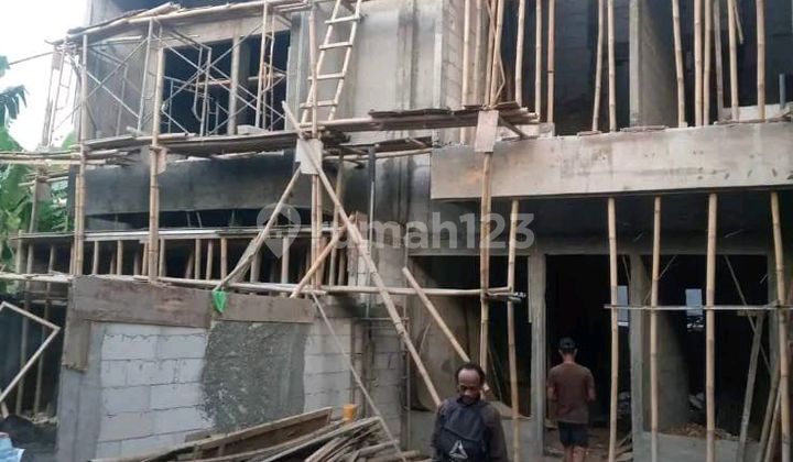 Rumah 2 Lantai Banyumanik Undip 1