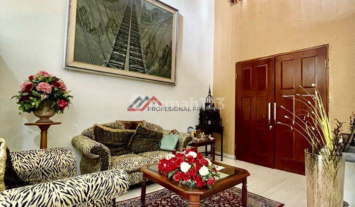 Rumah bagus modern dalam komplek jakarta selatan 1