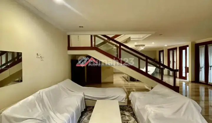 Rumah di sewa full furnis kuningan jakarta selatan 8