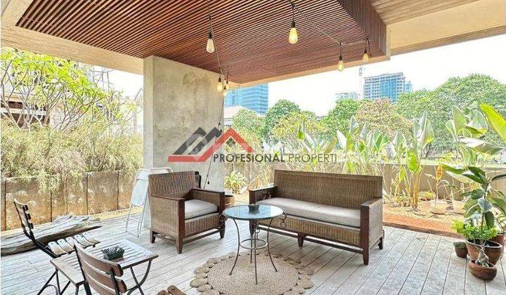 Rumah mewah dalam komplek lingkungan aman cillandak 2