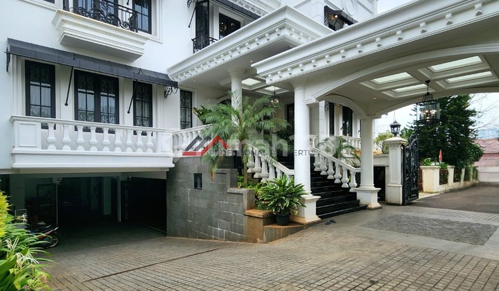 Nice and Luxurious Fully Furnished House in Kemang, South Jakarta