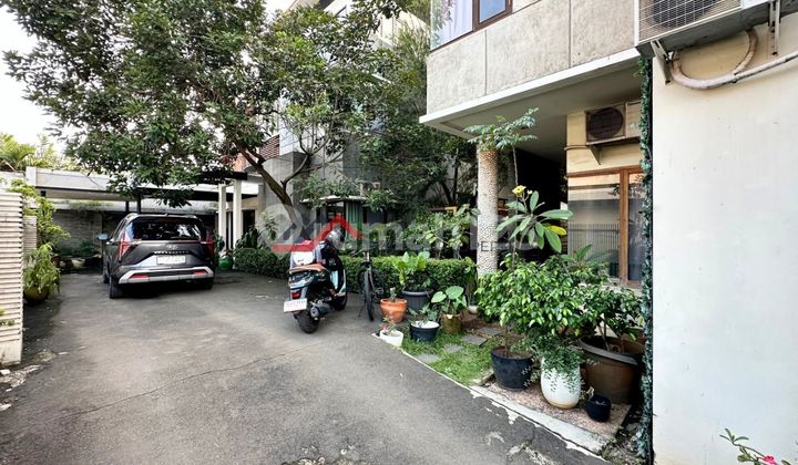 Rumah Semi Furnish Di Lokasi Strategis Area Cilandak