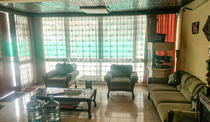 Rumah Asri Jalan Lebar Bebas Banjir Area Jl. Kramat Jakarta Pusat 2