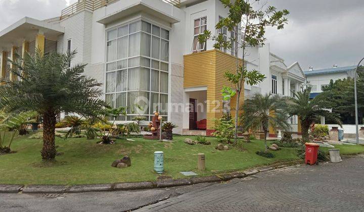 Dijual Rumah Mewah Asri di Kompleks Citra Garden Medan 2