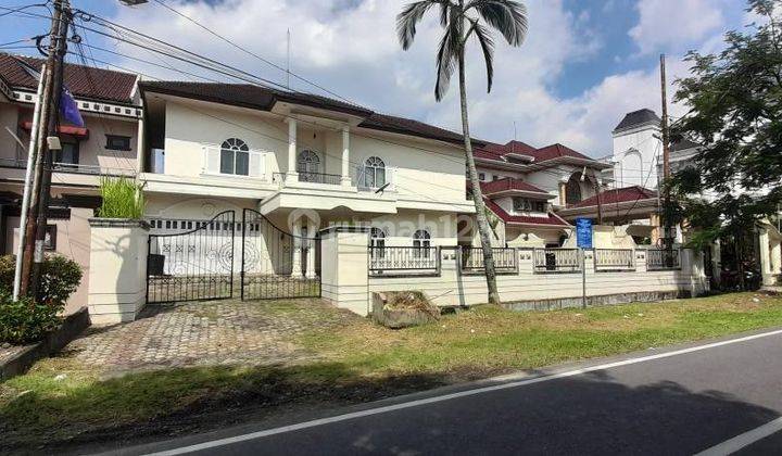 Disewakan Rumah Besar 2 Lantai Di Medan Polonia Cocok U Kantor, Spa, Klinik Dll 1