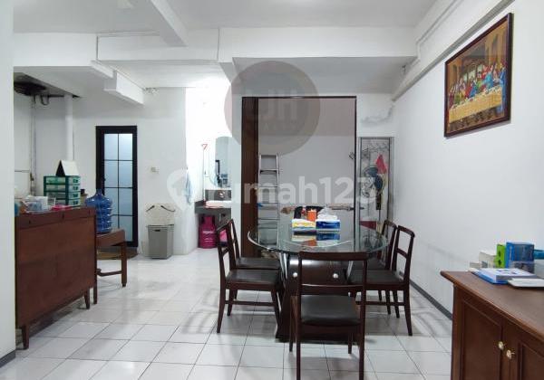 For Sale Furnished House ready to occupy, 6 meters wide, on Jl Kelapa Puan Timur, Kelapa Gading, North Jakarta. 2