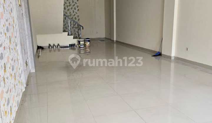 Cheap Green Lake Shop House - CBD Area 4.5x15 Meters 4 Floors 2