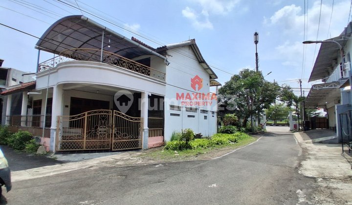 Di Jual Rumah Semarang Kota di Halmahera 2