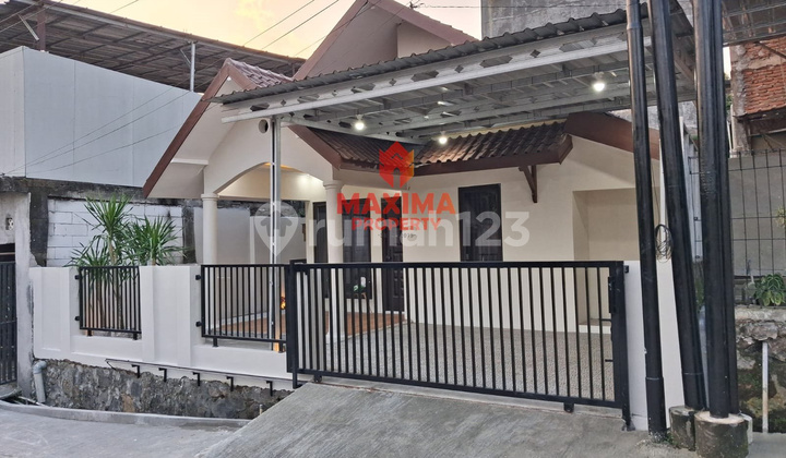 Di Jual Rumah Bagus Istimewa di Candi Sewu Manyaran 1